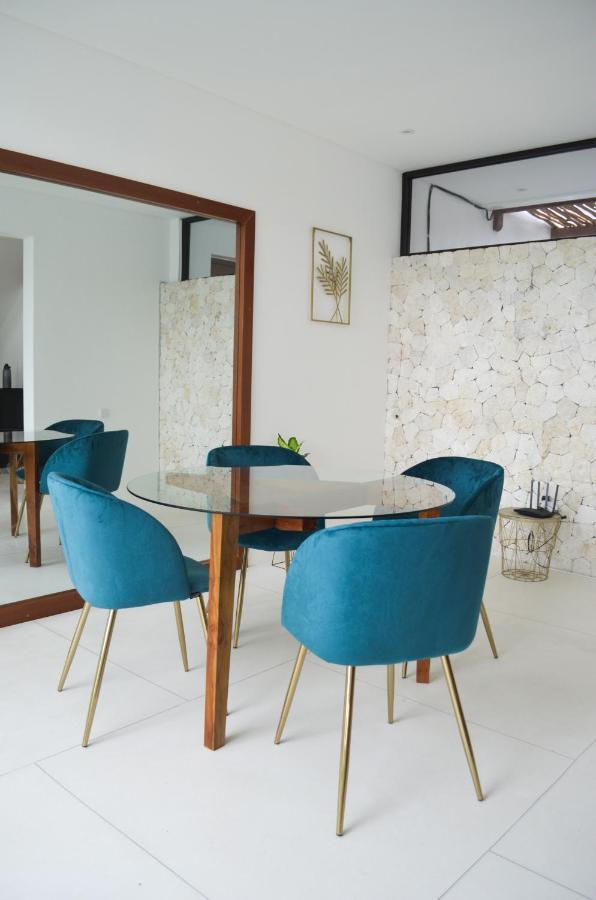 Villa Poppy Bumbak Canggu Exterior foto