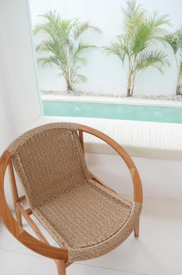 Villa Poppy Bumbak Canggu Exterior foto