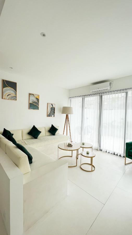 Villa Poppy Bumbak Canggu Exterior foto