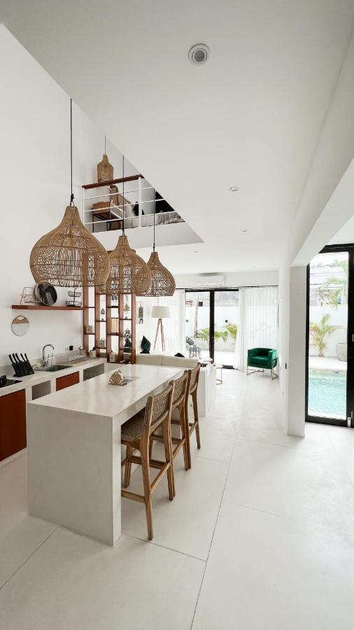 Villa Poppy Bumbak Canggu Exterior foto